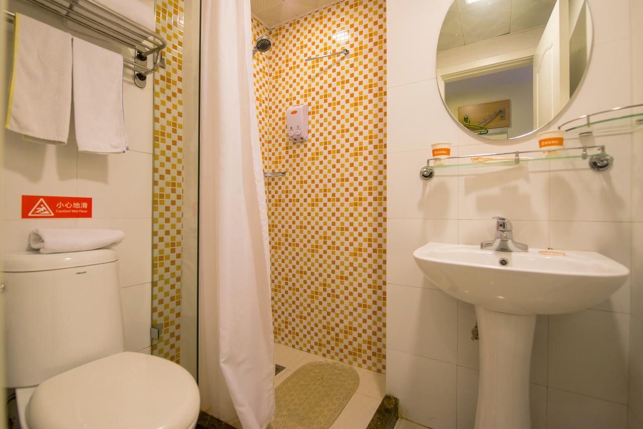 Home Inn Chongqing Nanping Pedestrian Street Branch ภายนอก รูปภาพ