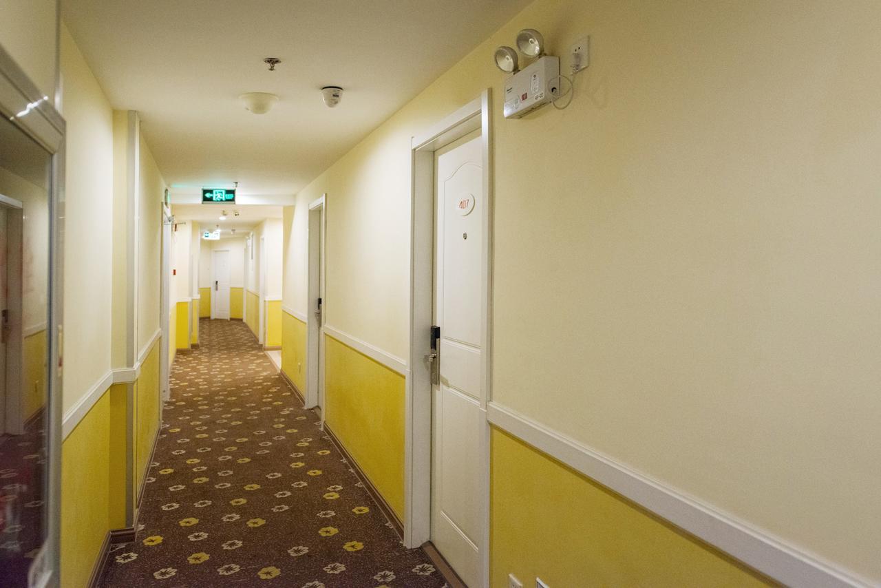 Home Inn Chongqing Nanping Pedestrian Street Branch ภายนอก รูปภาพ